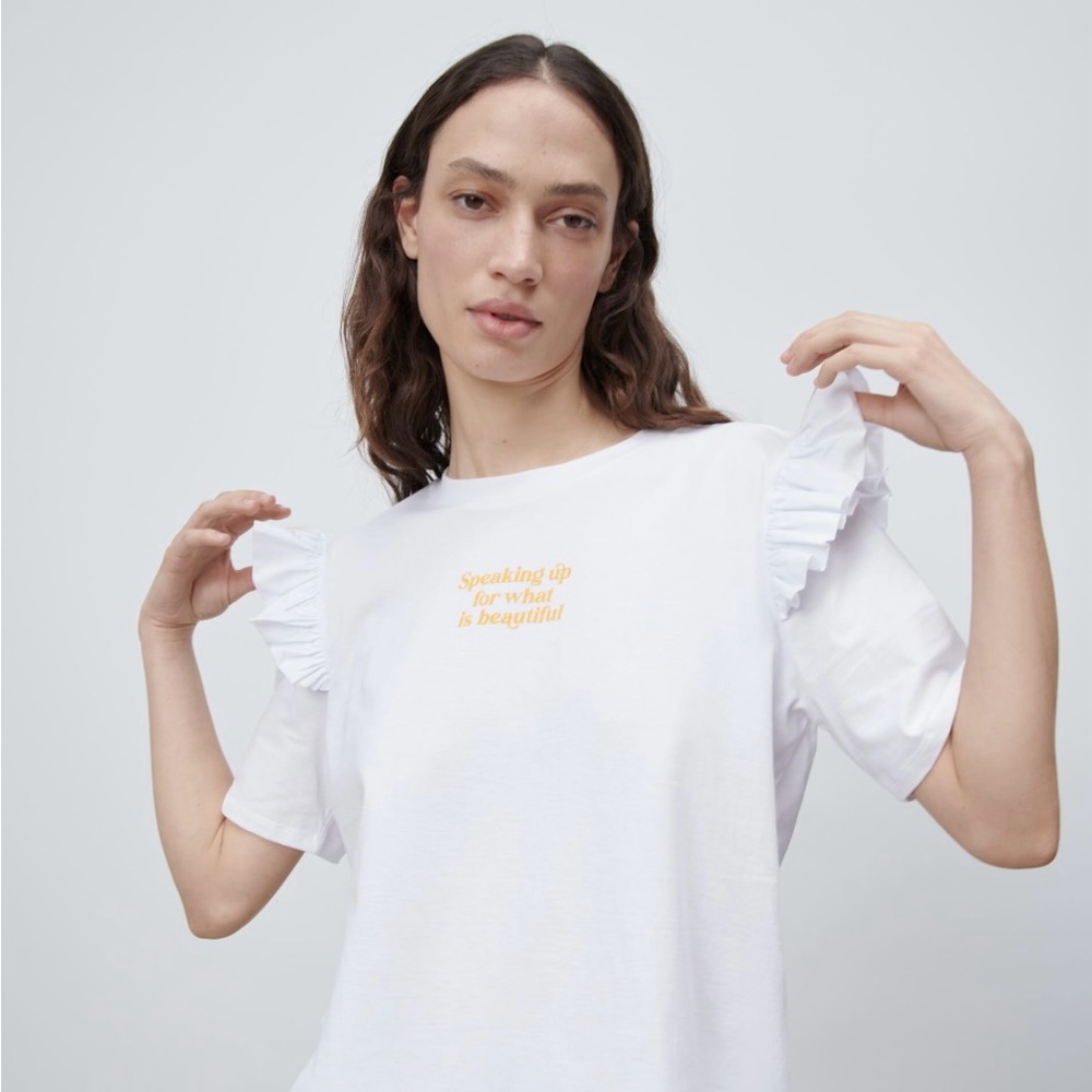 NWOT Zara Ruffle Sleeve White Tee